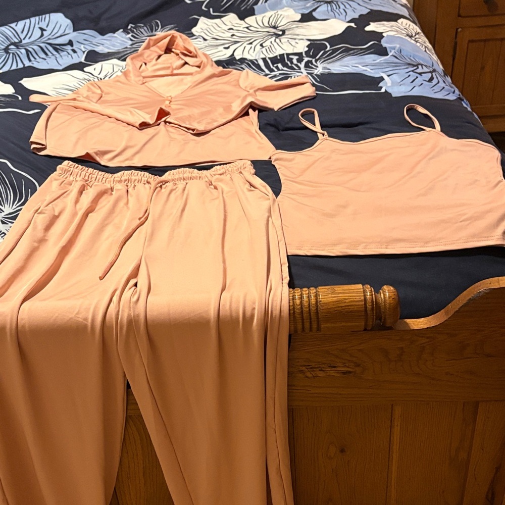 SHEIN Pink 3-Piece Loungewear Set – Hoodie, Cami, Wide-Leg Pants